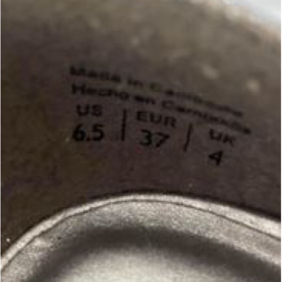 Call it Spring Heels - Picture 5 of 5